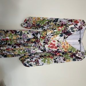 Beautiful size 16 maxi dress new without tags.